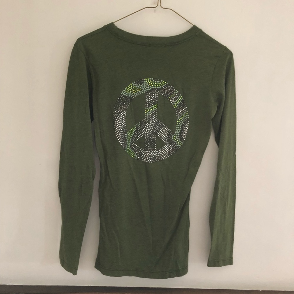 J & Company Long sleeve T. Beaded Peace sign